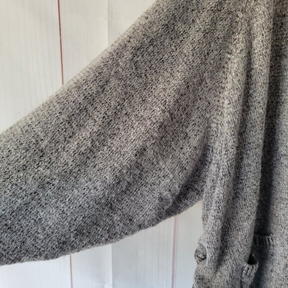 Umgee USA Cardigan Sweater, Women’s L, Gray, Open Front, 2 Front Pockets, EUC - Picture 2 of 10